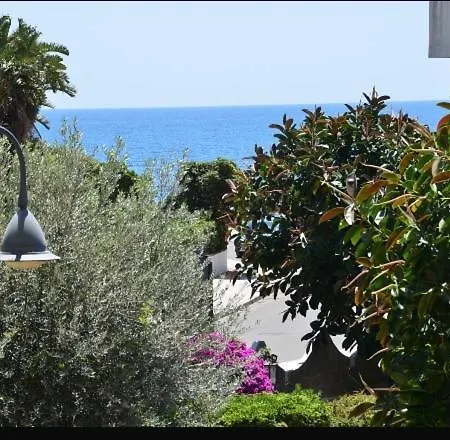 G&b Naxos Daire *